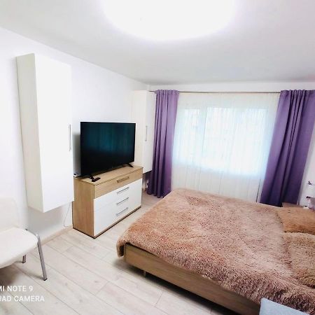 Apartamento Garsoniera Daniela Tîrgu Ocna Exterior foto